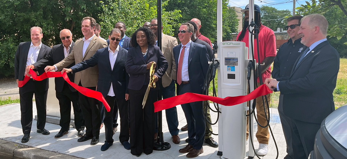Primera Joins ComEd to Celebrate The First Public Use EV Charging Station in Illinois
