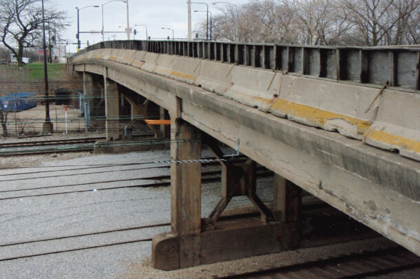 31st Street Bridge over Metra Electric and Illinois Central Railroads