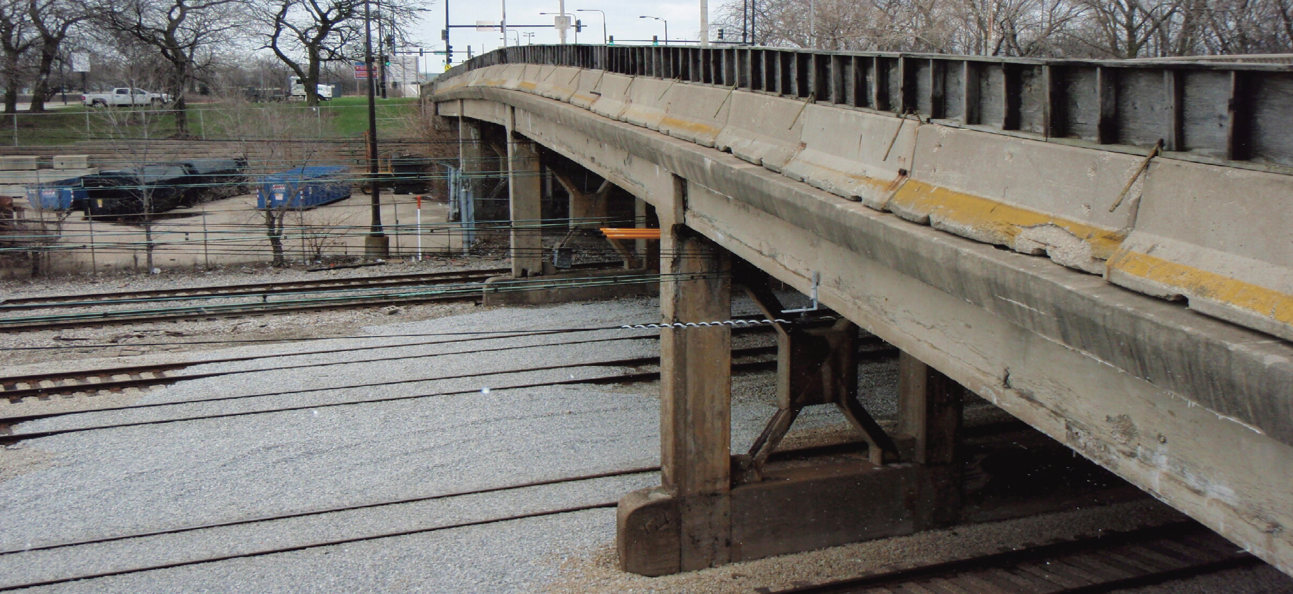 31st Street Bridge over Metra Electric and Illinois Central Railroads